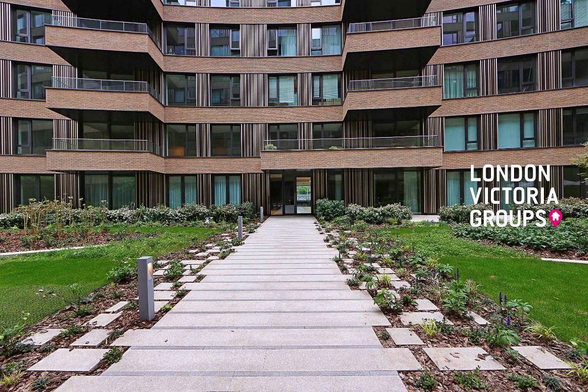 3 Wood Crescent, London
